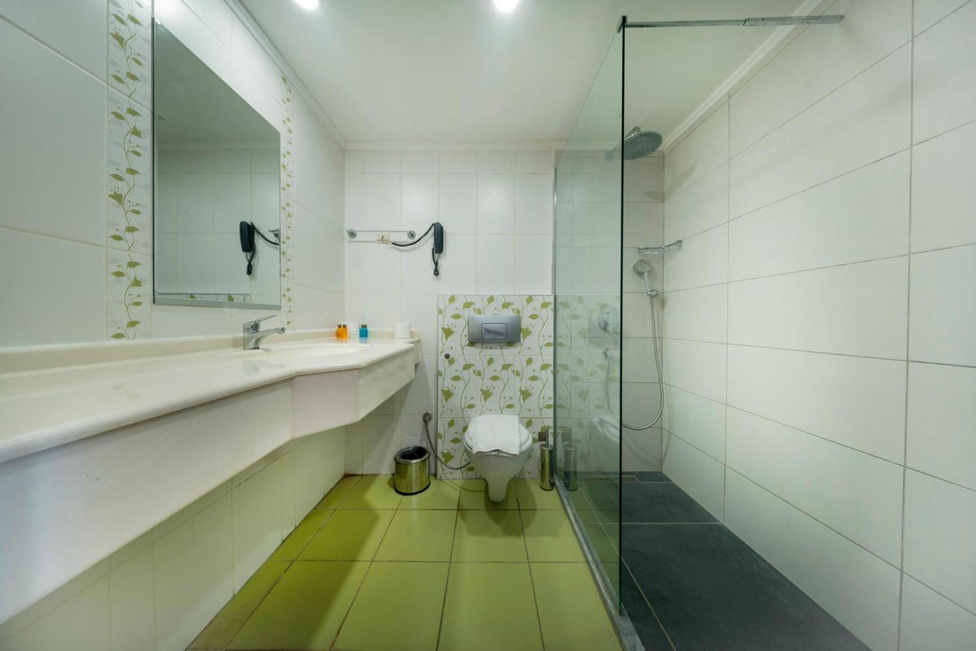 White Lilyum Hotel アンタルヤ エクステリア 写真