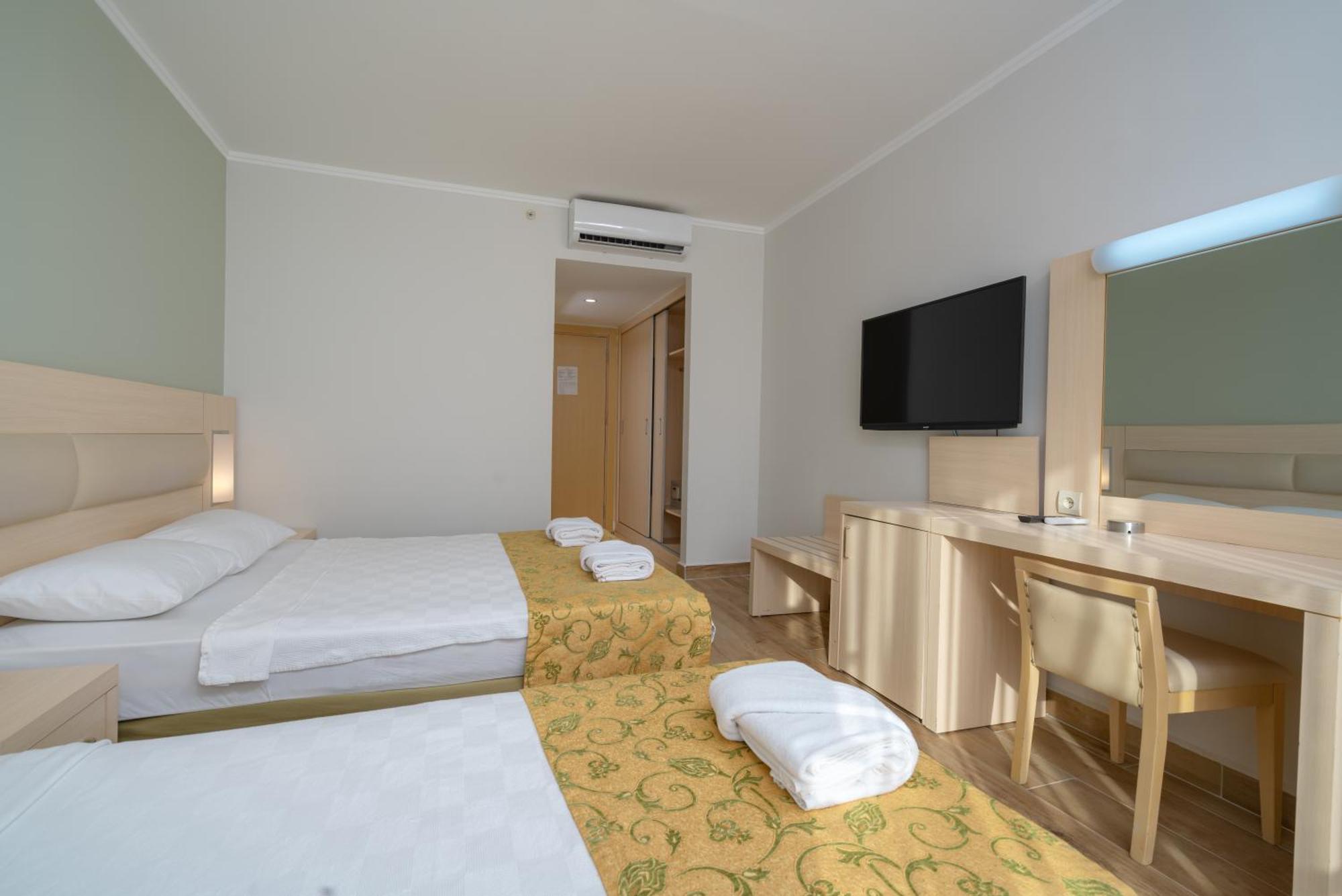 White Lilyum Hotel アンタルヤ エクステリア 写真