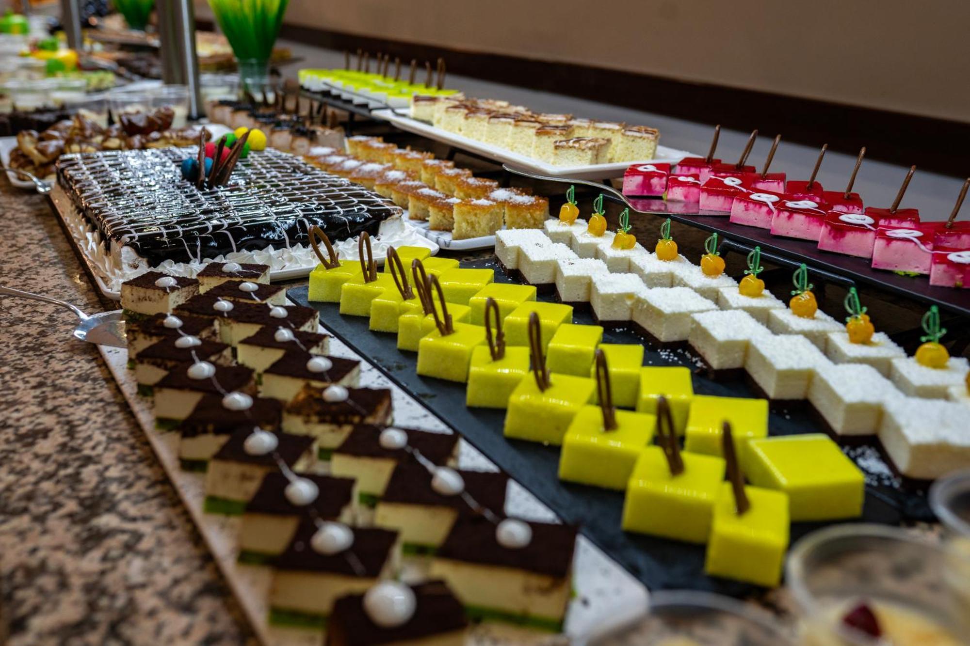 White Lilyum Hotel アンタルヤ エクステリア 写真